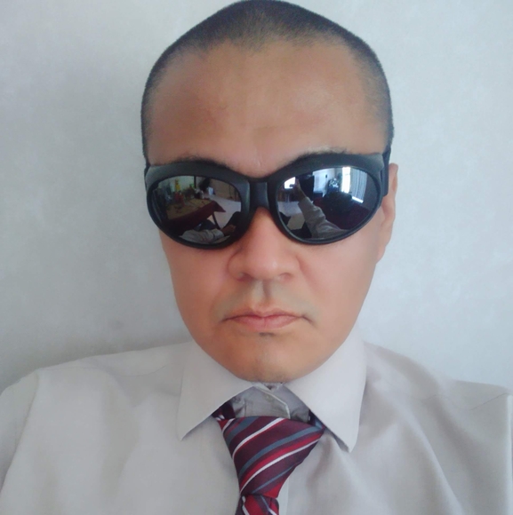 Meet your Posher, Shamrock - Picture 1 of 1